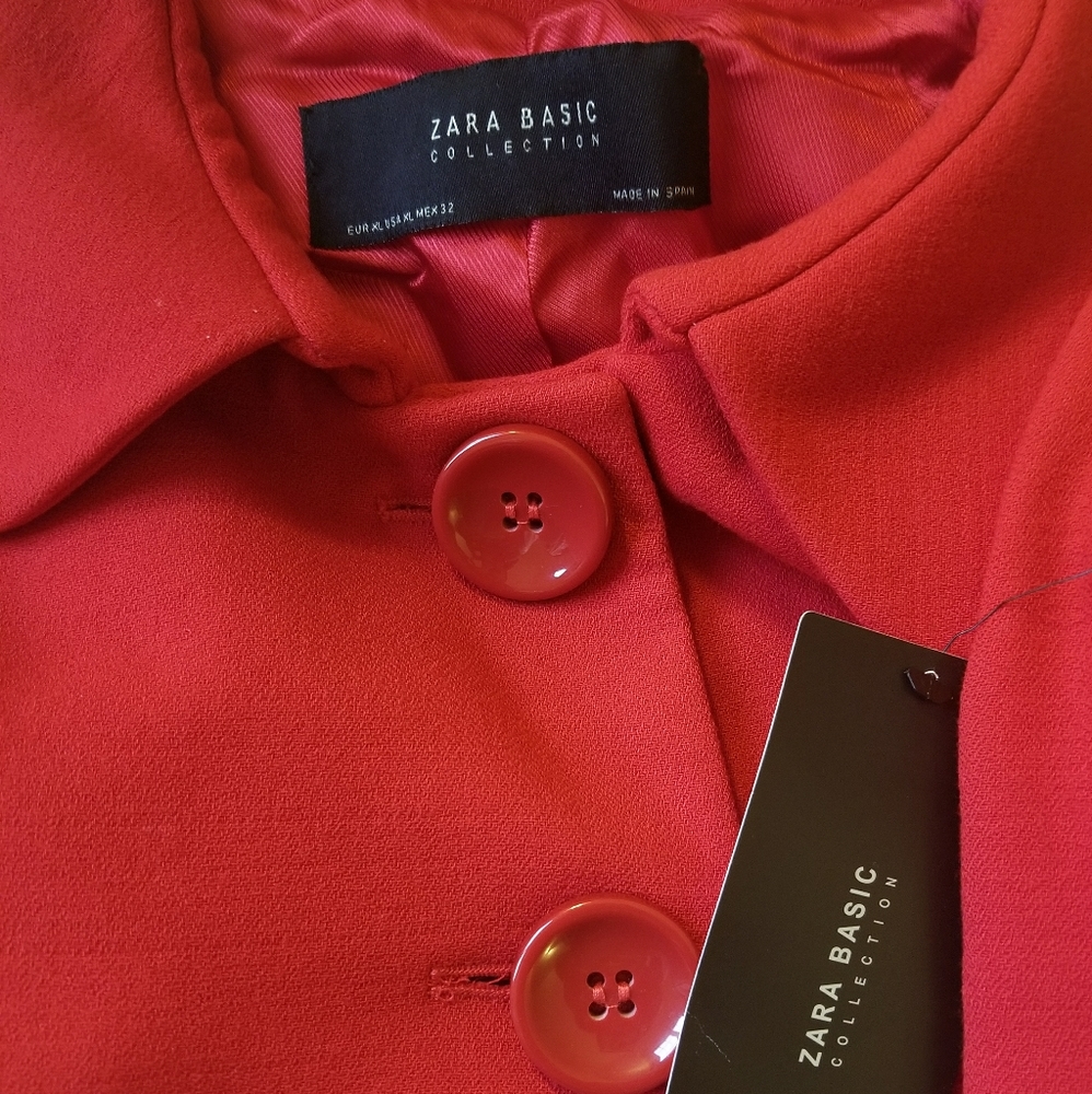 🎉☄💖Host pick💖☄🎉NWT NEW ZARA Red jacket with statement 2 Big buttons - Picture 9 of 13